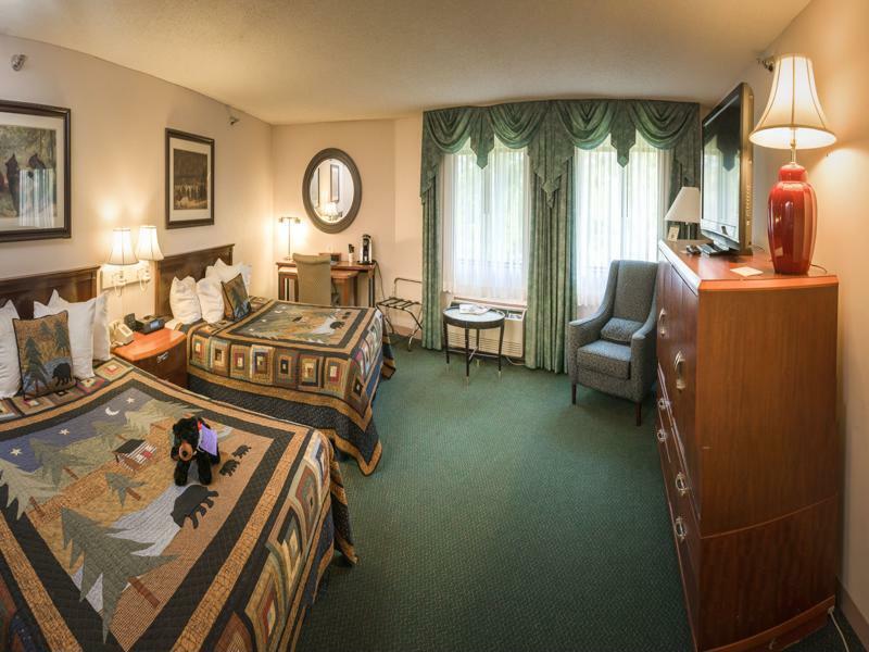 Black Bear Inn, Ascend Hotel Collection Orono Exterior photo